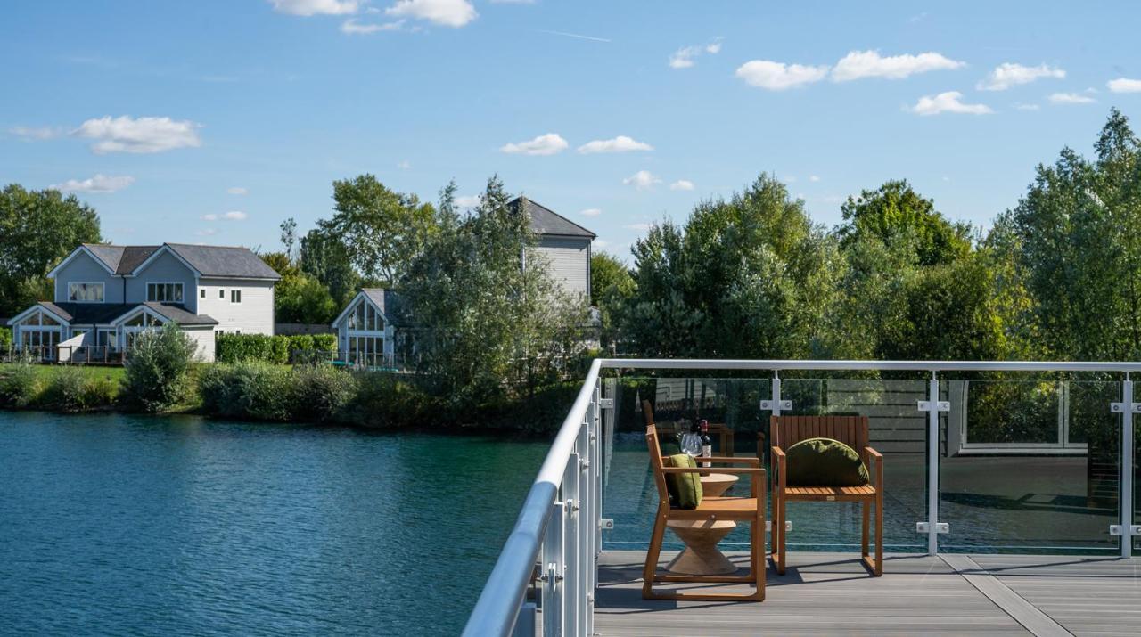 Gorgeous 4 Bedroom Cotswolds With View South Cerney