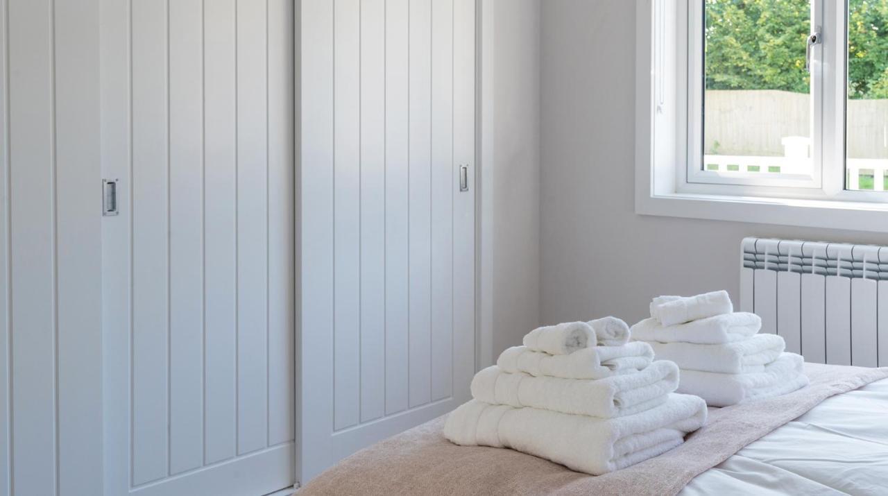 Gorgeous 4 Bedroom Cotswolds With View Vakantiehuis *